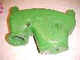 John Deere H Manifold <P>H136R